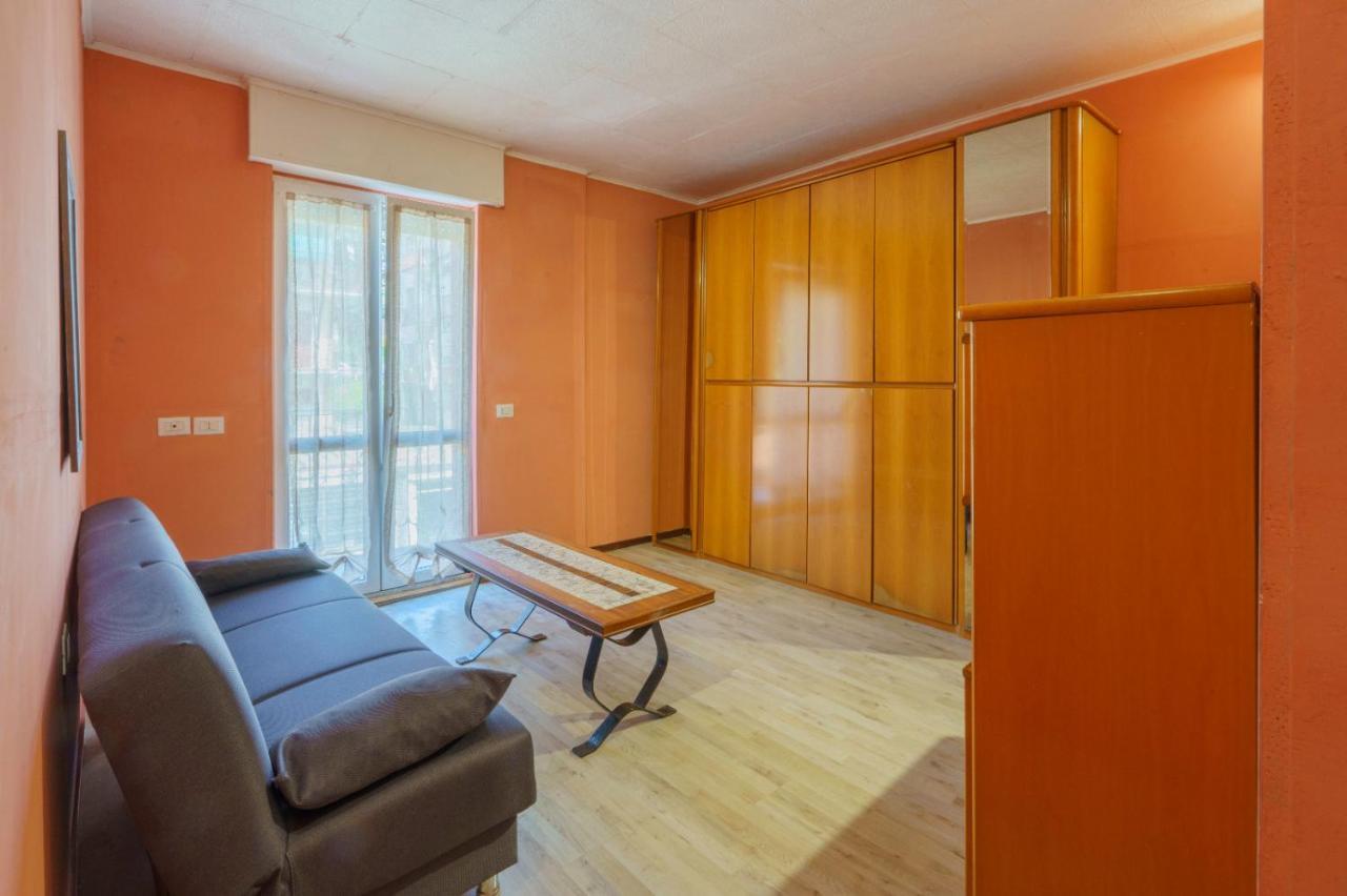 The Orange Housing In Όπως Εξωτερικό φωτογραφία
