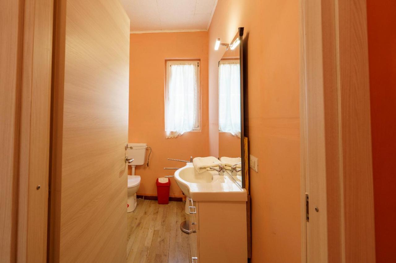 The Orange Housing In Όπως Εξωτερικό φωτογραφία