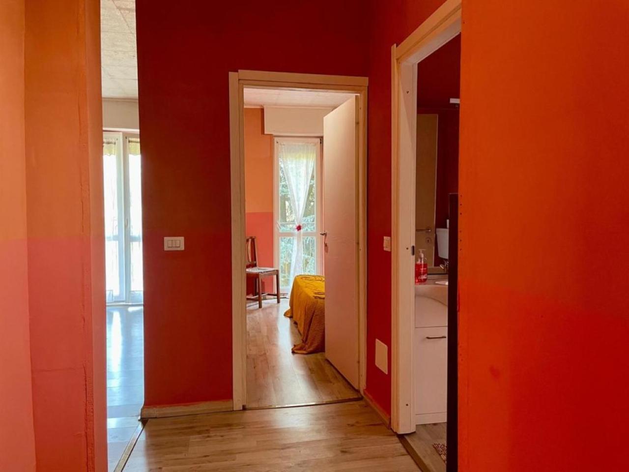 The Orange Housing In Όπως Εξωτερικό φωτογραφία